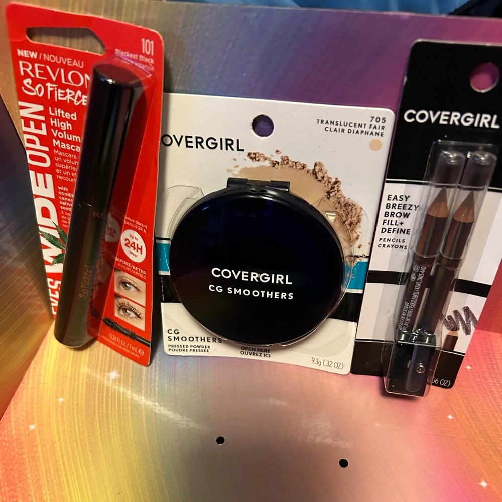 Covergirl Makeup set NWT - Picture 1 of 13